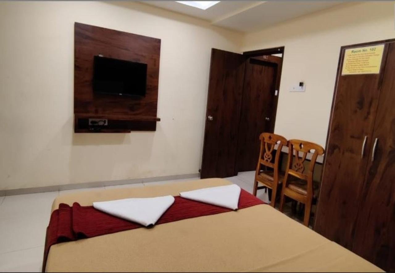 Hotel Samaira Residency,Dombivali Dive Exterior foto